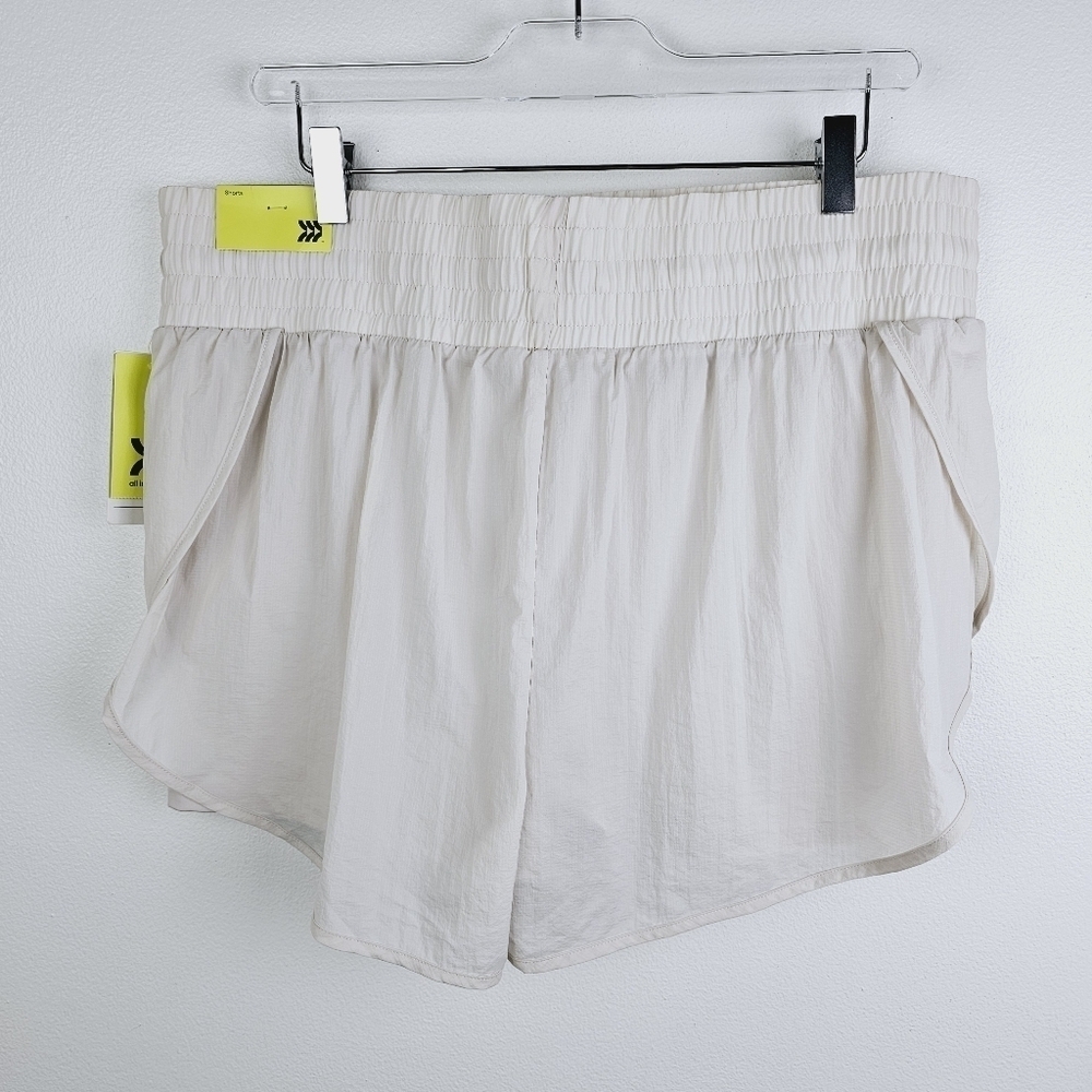 All in Motion Cream Translucent Tulip Shorts NWT, size XL - Picture 5 of 15